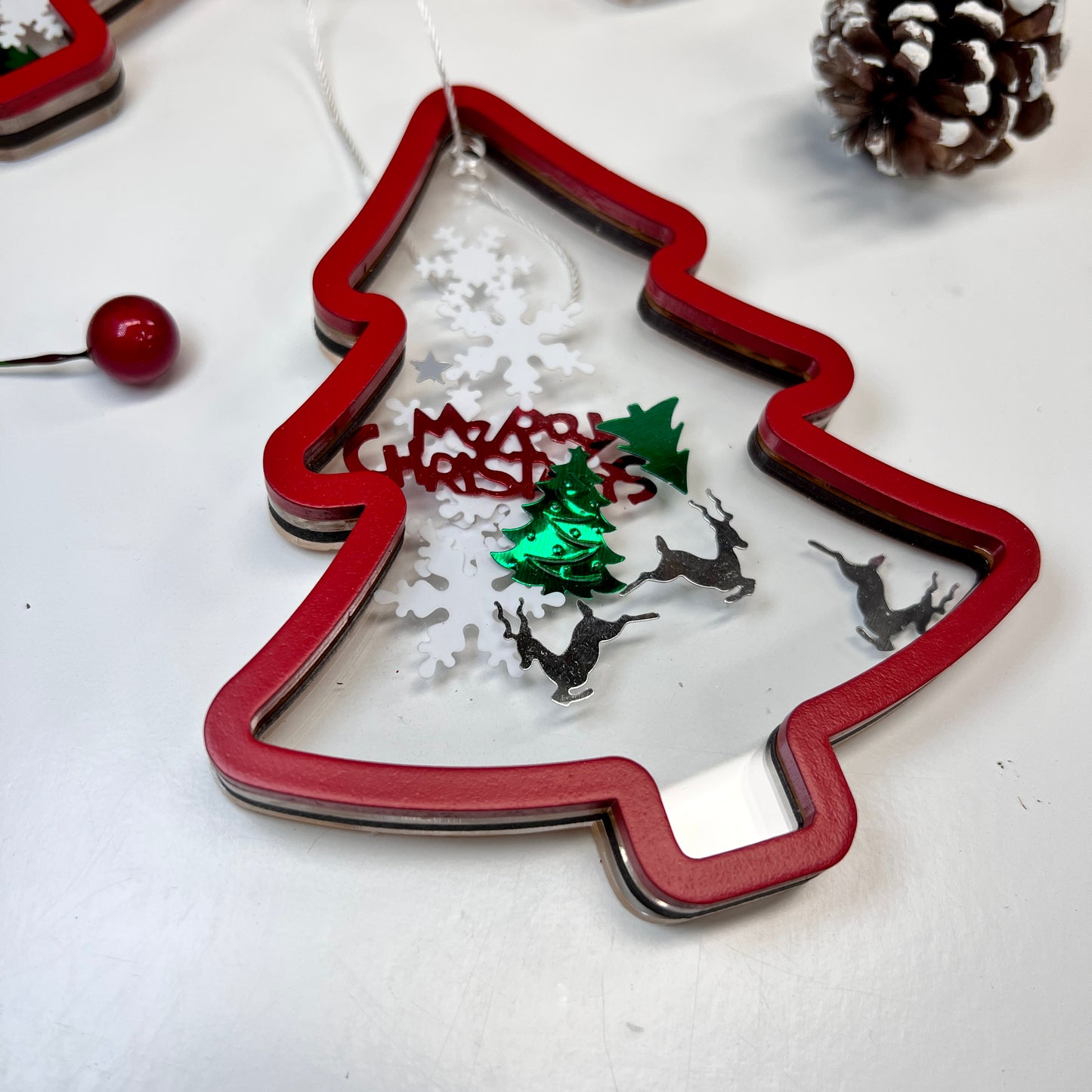 Family tree shaker ornament