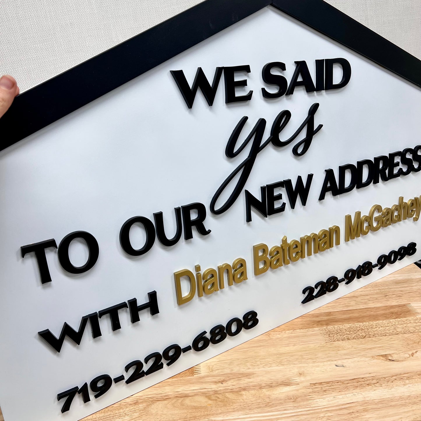 Double sided Realtor Closing Sign